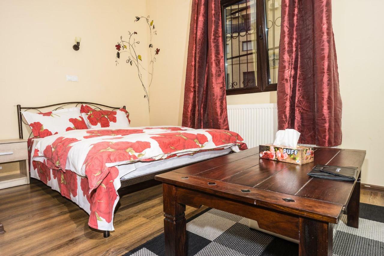 Motor House Unirii Hotel Bucureşti Ngoại thất bức ảnh