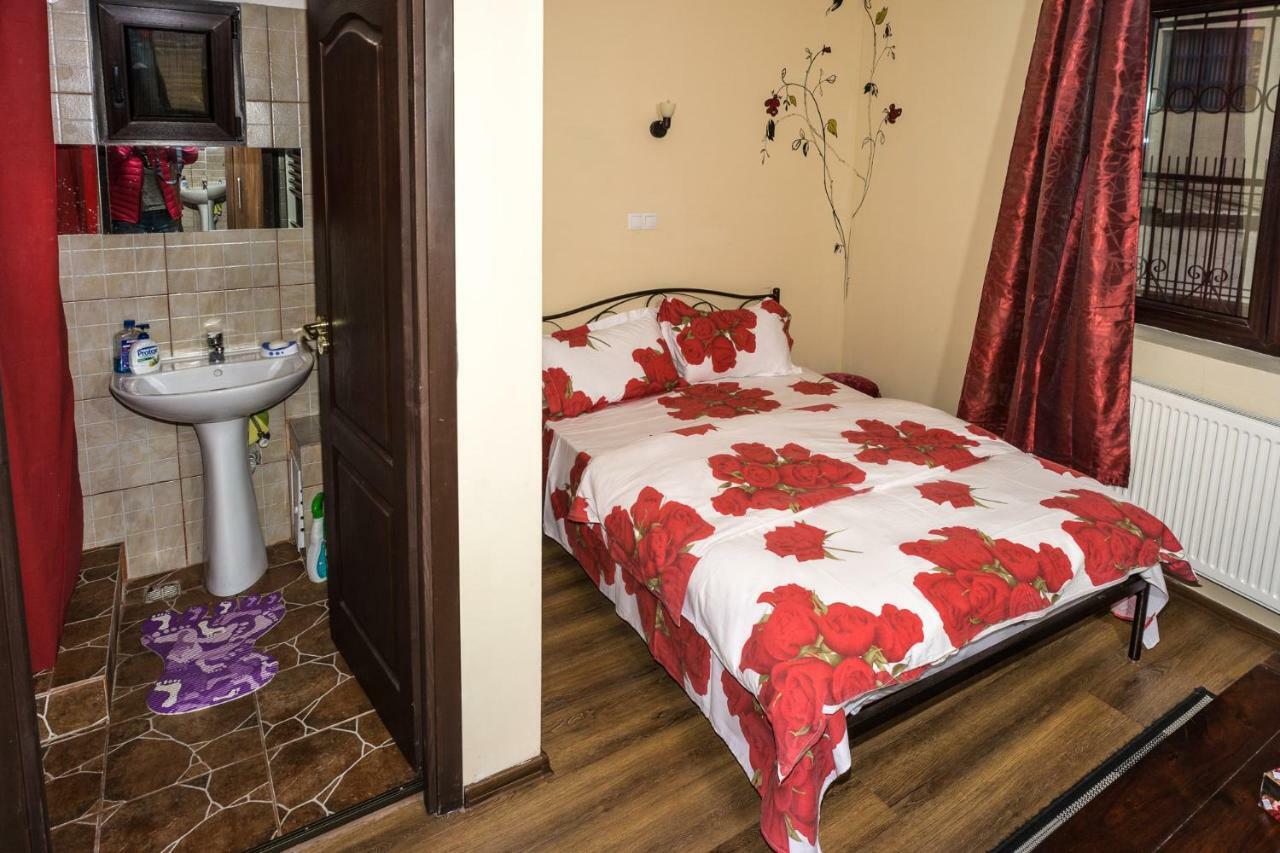 Motor House Unirii Hotel Bucureşti Ngoại thất bức ảnh
